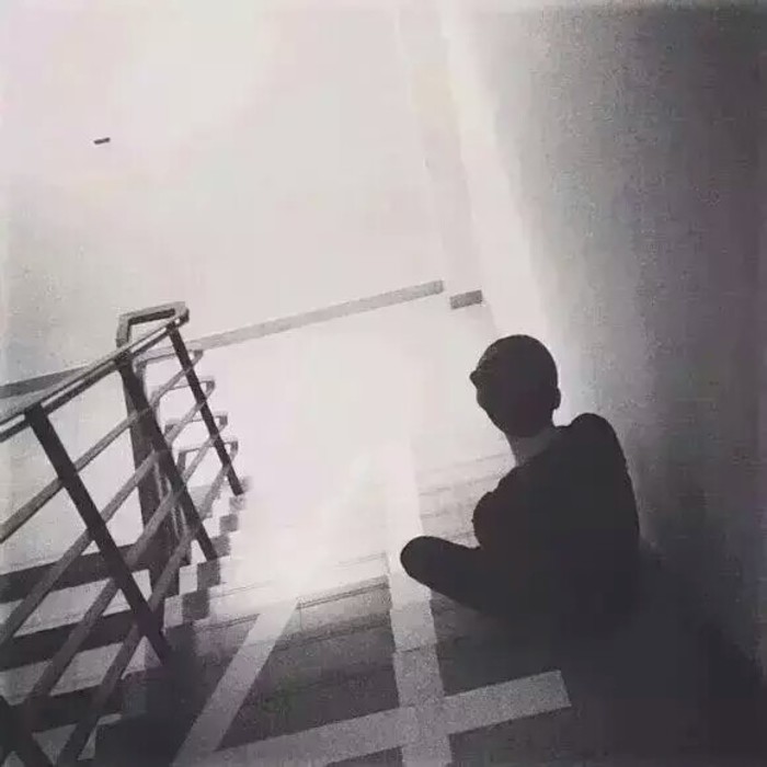 【莫久玖】发头像.抱走扣1.网上找的.