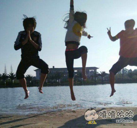 二逼青年欢乐多，快吃药吧