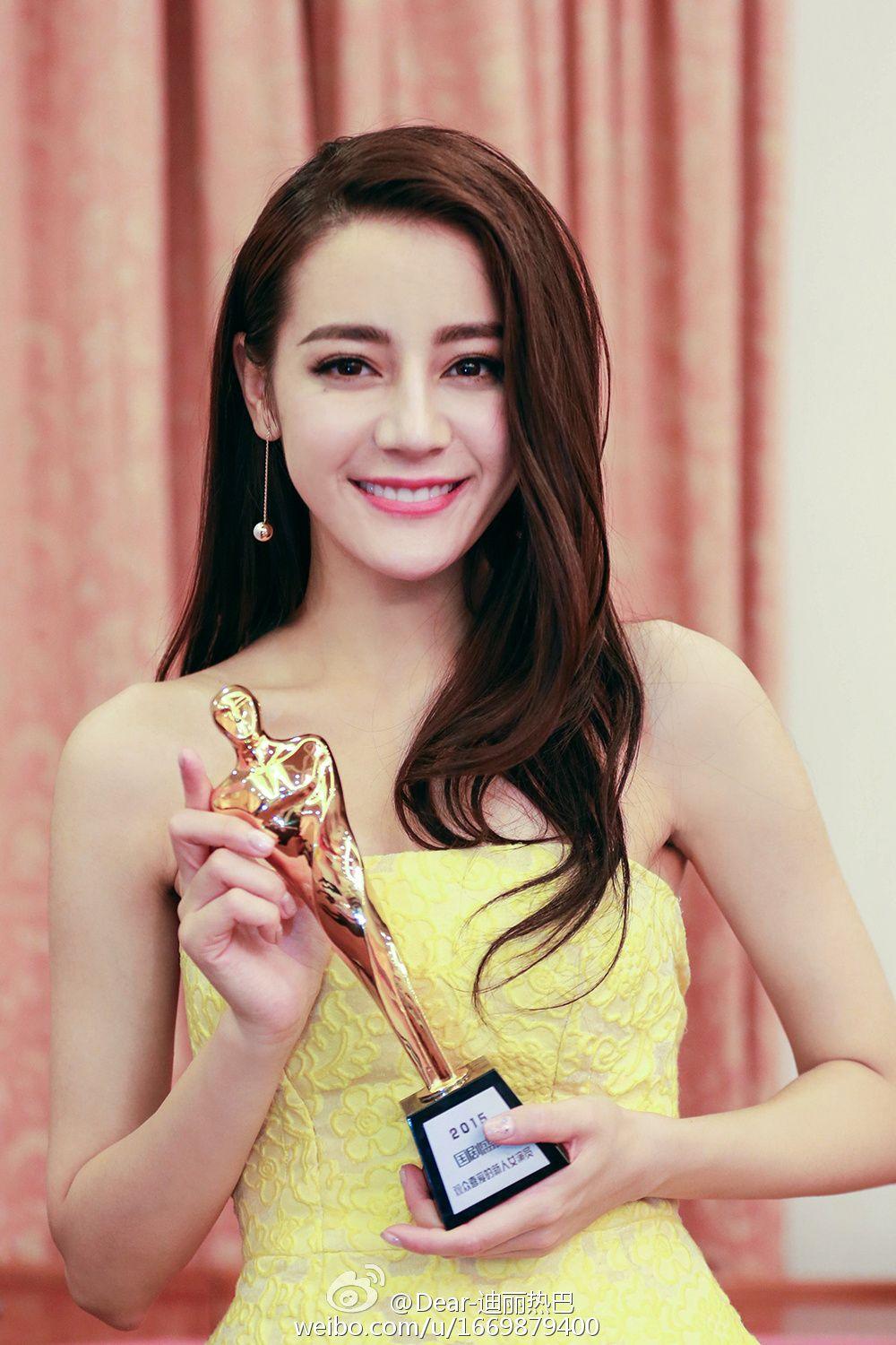 女明星代言内衣裤合集 1490353615799.jpg
