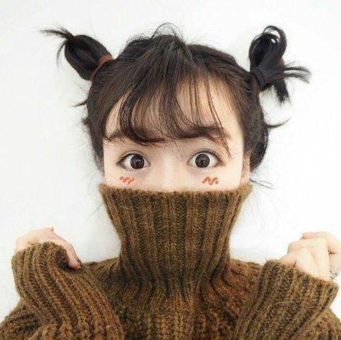 双手合十图片佛系女孩 1496662042401.jpg